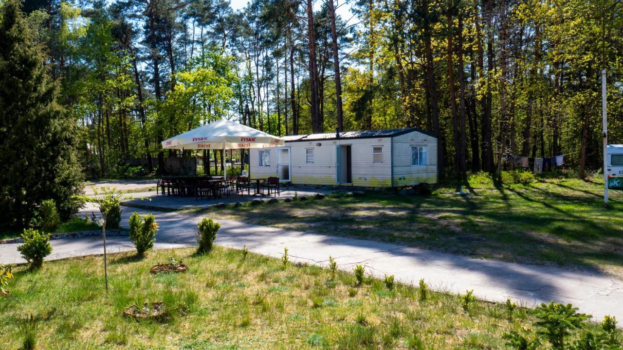 Hotel Galeria PRL Borne Sulinowo Esterno foto