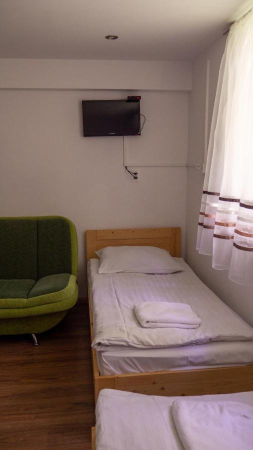 Hotel Galeria PRL Borne Sulinowo Esterno foto