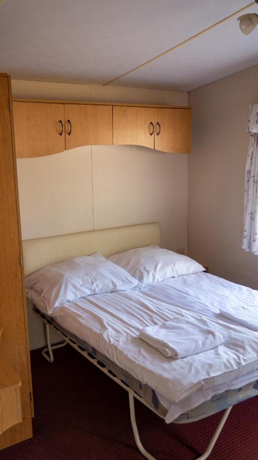 Hotel Galeria PRL Borne Sulinowo Esterno foto